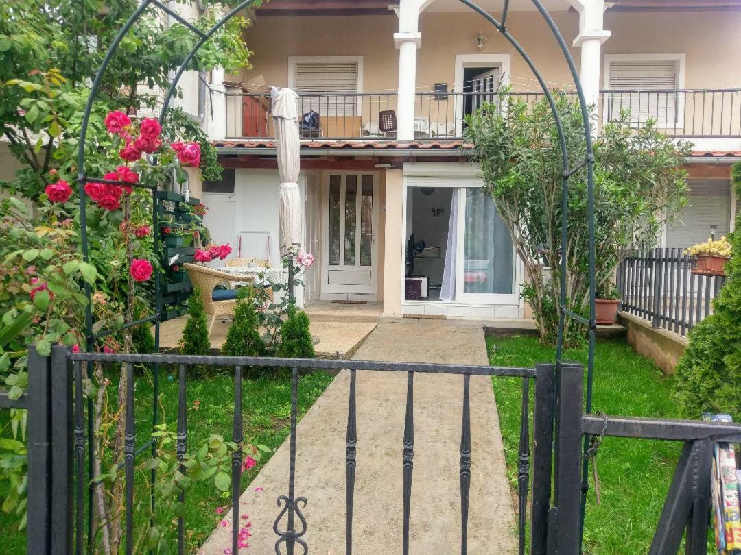 Apartamento Lovely With Garden And Terrace Rijeka