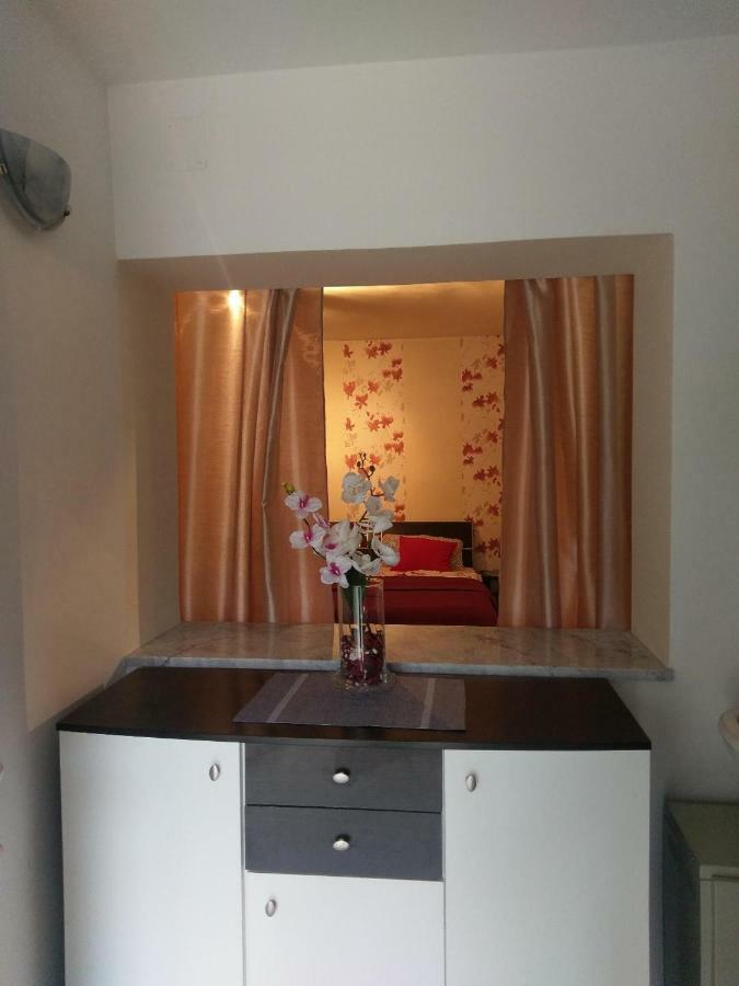 Lovely With Garden And Terrace Apartamento